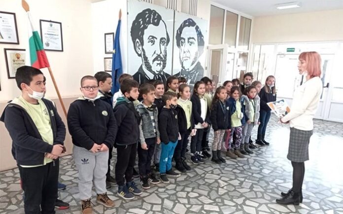 Второкласници от Трето ОУ - Гоце Делчев, се представиха отлично в национален конкурс