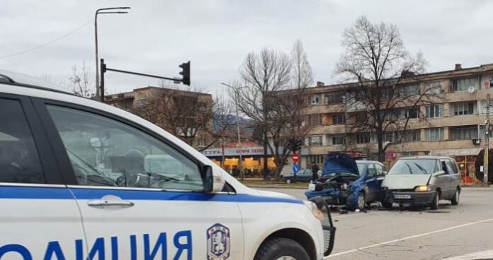 49-годишна водачка е пострадала при катастрофата в Кюстендил