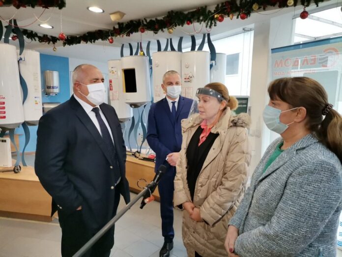 Борисов: Управляваме най-правилно финансите, икономиката и здравните мерки по време на COVID-19