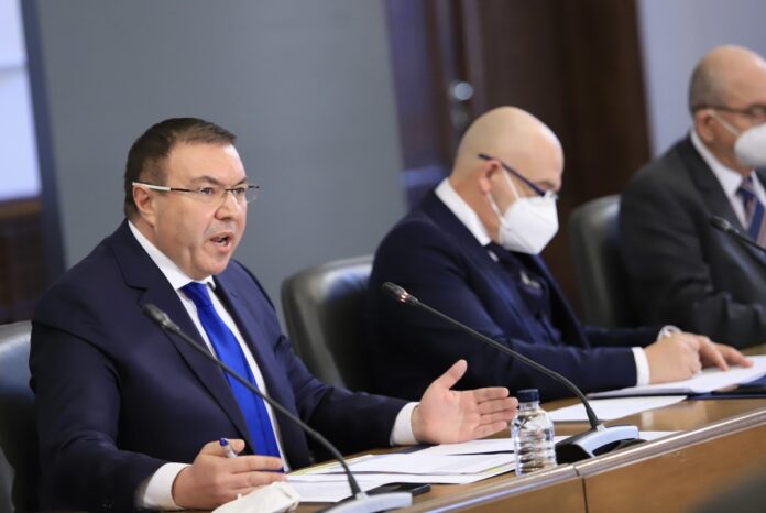 Проблем с ваксините, ваксинирането и ръст на болните, отчетоха от НОЩ