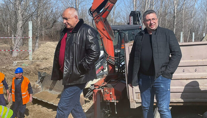 В бедствено положение: Изграждат се три дублиращи кладенеца в Брестовица