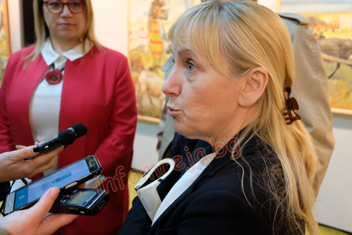 Елена Йончева: Нинова има договорки с Борисов за изборите