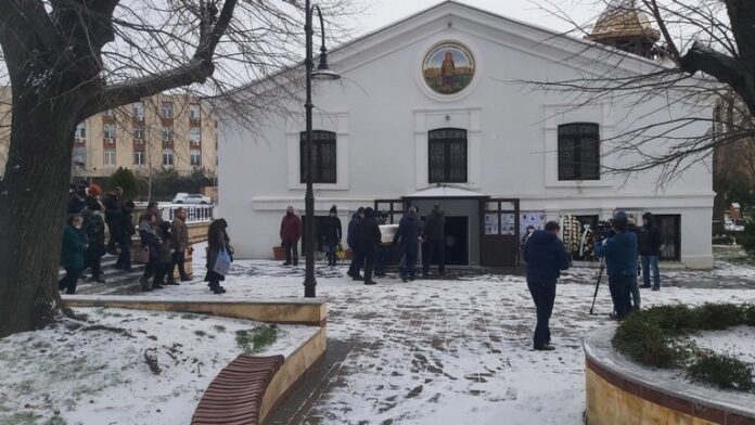 В Сливен се простиха с Атанас Скатов