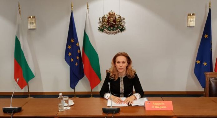 Вицепремиерът Марияна Николова взе участие във видеоконферентното заседание на срещата на върха