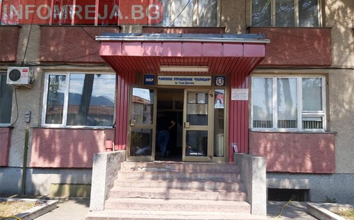 Задържаха побойниците на младеж от Огняново