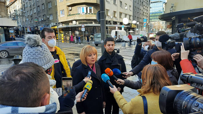 Манолова: Няма да управляваме с ГЕРБ и ДПС. Амбицията ни е мнозинство на почтените
