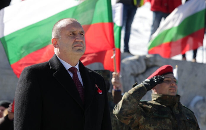 Президентът: Историята е урок и вдъхновение, но никой народ не може да лежи на лаврите на своите мъртви герои