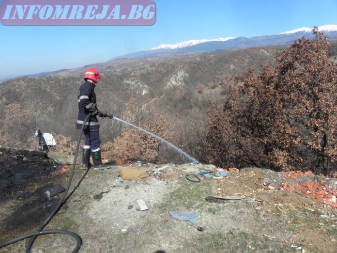 Нерегламентирано сметище при село Горно Церово пламна