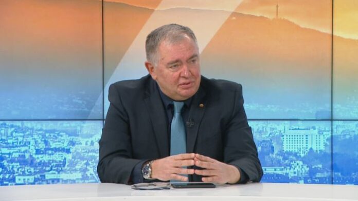 Проф. Михайлов: Личните лекари няма да бъдат оттласнати от здравната система