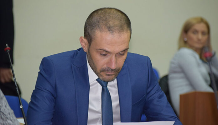 Акция по репатриране на коли по две основни улици в Благоевград