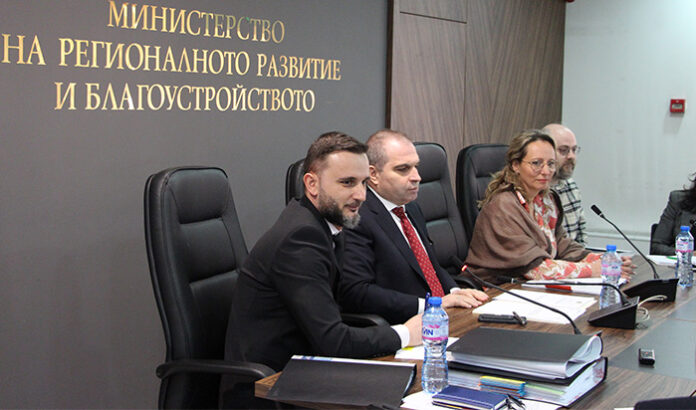 МРРБ започна подготовката на програмата за саниране на публични сгради