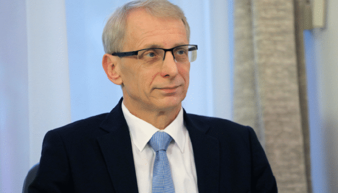Денков: Няма да затворим нито едно висше училище в България