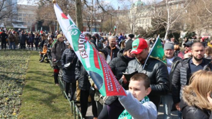 Протест на "Възраждане" срещу визитата на Лойд Остин