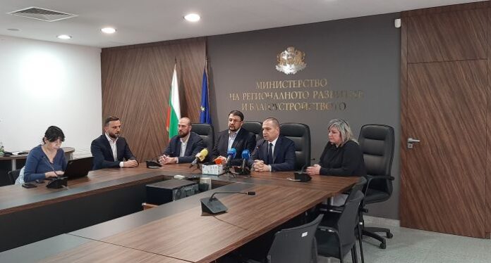В кратък срок разплащат 50% от дължимите средства към „Автомагистрали – Черно море“ АД