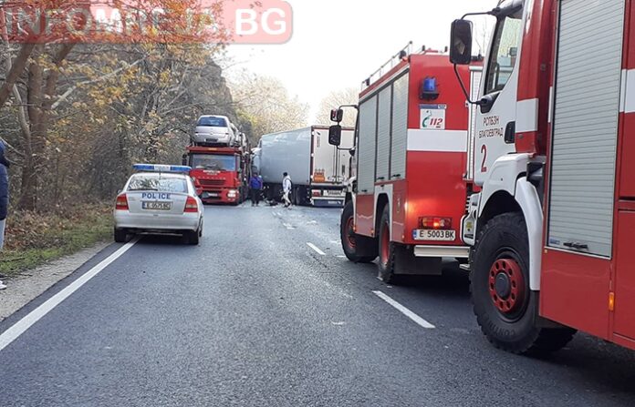 Спряха движението по главен път Разград - Русе заради ПТП