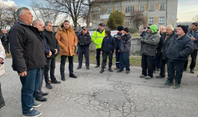 Вицепремиерът Караджов: Тази седмица обявяваме търг за ремонт на пътя Гълъбово - Мъдрец