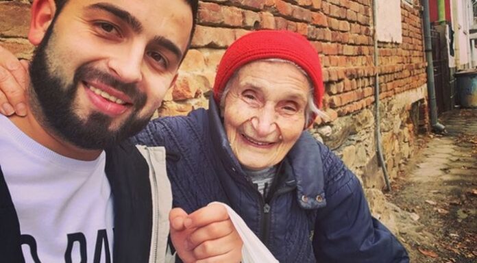 Подари вечеря на пенсионер в нужда отново в Кюстендилско