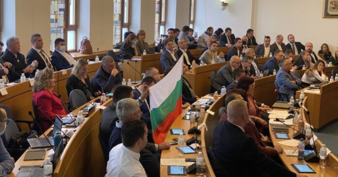 Общинарите решиха алея до Руското посолство да се казва „Героите на Украйна”