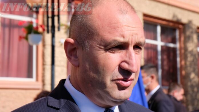 Радев: Вихрещата се съзнателно антибългарската идеология в РСМ трябва да отиде в историята
