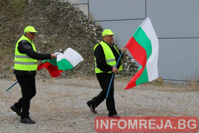 НС одобри плащането на половината от дължимите пари на пътните строители