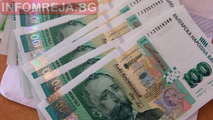 16-годишен откраднал 4 000 лева и 320 британски лири