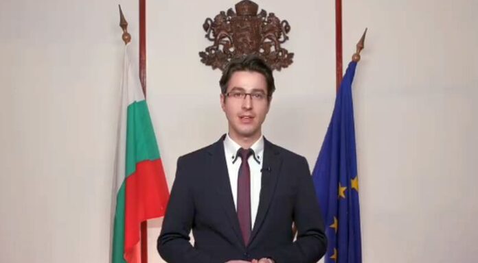 Атанас Атанасов с ново видео: Ако това е цената, за да може културата да е на дневен ред, ще я платя!
