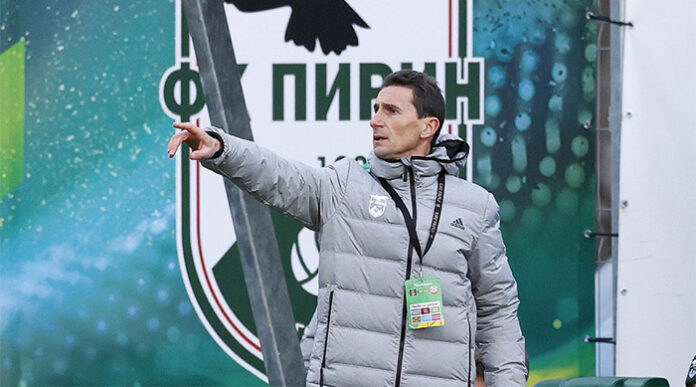 Утре Пирин посреща Левски