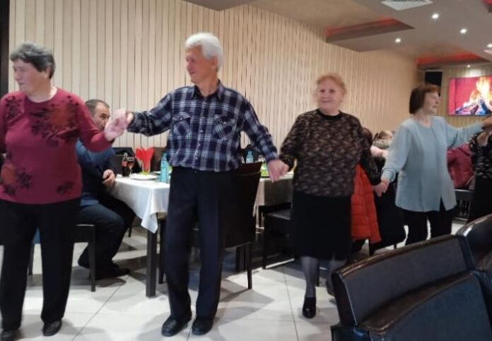 Пенсионерите от Хаджидимово се веселиха на Пролетна вечер