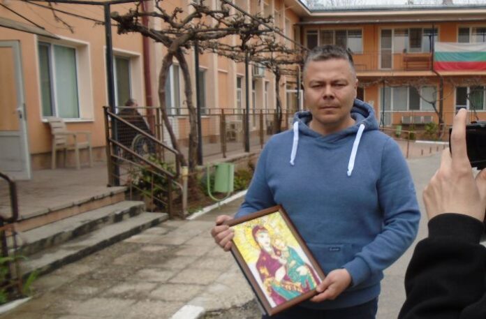 „Солидарен Великден“ в Дома за възрастни хора с физически увреждания в Кюстендил