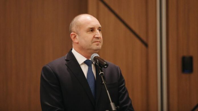 Радев издаде Указ за закриването на спецправосъдието