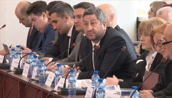 Правната комисия в НС подкрепи закриването на спецправосъдието