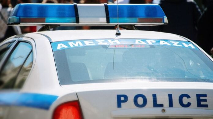 Задържаха българи с цистерна за контрабанда на 21 тона етилов алкохол в Гърция
