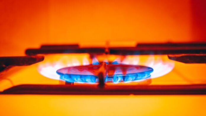 КЕВР реши: Природният газ поскъпва с над 25%