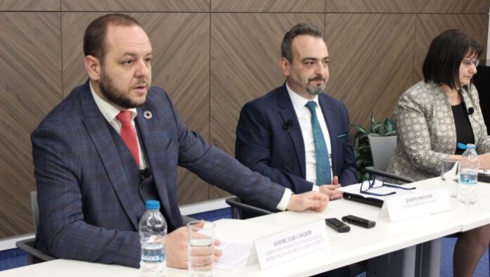 Министър Борислав Сандов: Да предотвратим и намалим пластмасовите отпадъци