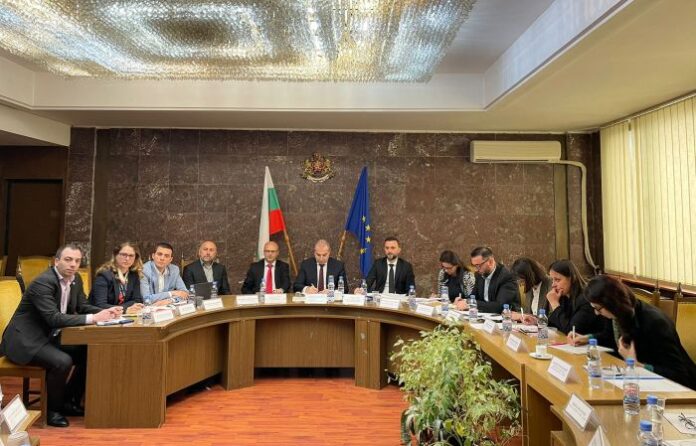 34 млн. лв. не са разплатени за извършени дейности по лот 2 и 3 на АМ "Хемус"