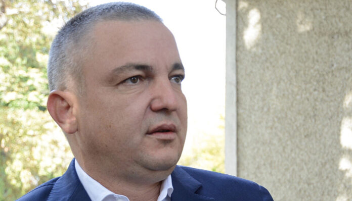 Кметът на Варна Иван Портних е с повдигнато обвинение