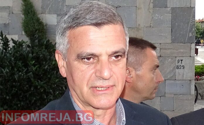 "Български възход" - името на операцията на Стефан Янев към властта