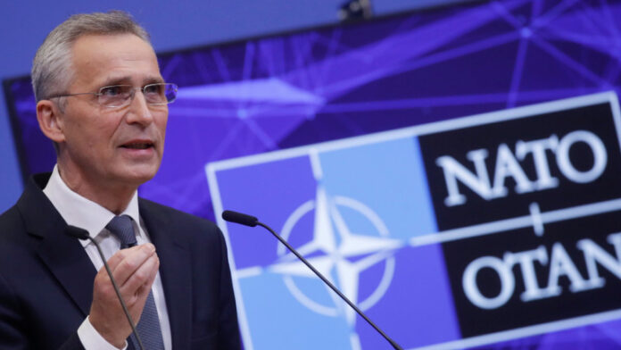 Столтенберг: НАТО ще разположи още войски на Източния си фланг