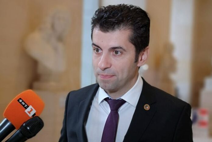 Петков ще участва в церемония по старта на строежа на терминала за втечнен природен газ в Александруполис