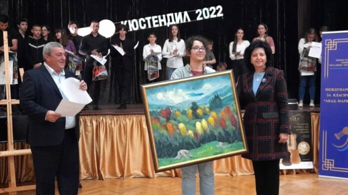 Самуел Соломон спечели голямата награда от Международния конкурс за класическа китара