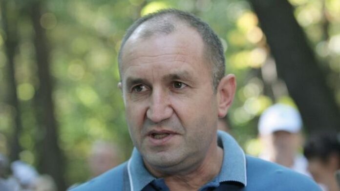 Радев дава старт на инициативата „Да засадим дърво, да възродим българската гора“