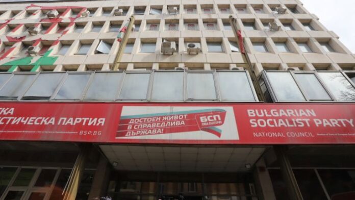 БСП след 100-те дни: 2 успеха, 1 слабост и 3 проблема