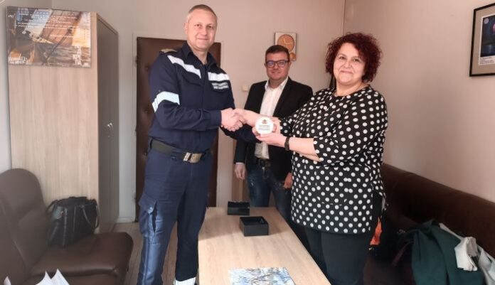 Шефът на пожарната в Кюстендилско проведе среща с областния управител