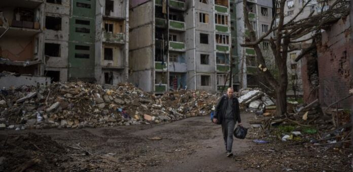 Зеленски поиска Русия финансово да си плати за всички разрушени болници, училища, домове