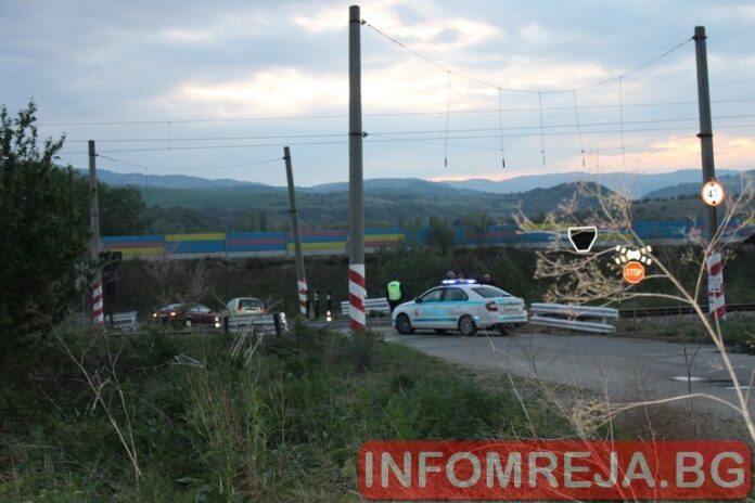 46-годишна е пострадалата при сблъсъка между влак и рено край Мурсалево