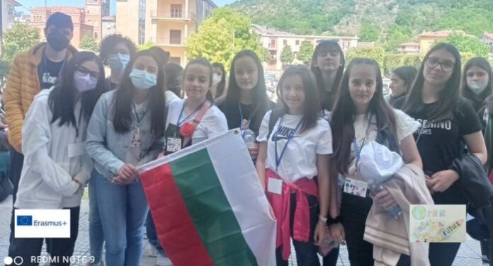Ученици и преподаватели в Първо ОУ - Гоце Делчев, се завърнаха от Италия