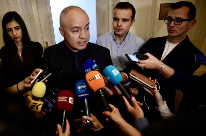 Свиленски: РС Македония е червена линия, която БСП няма как да прекрачи