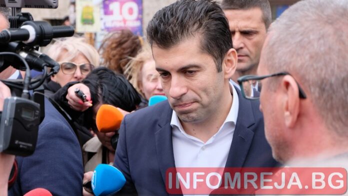 Петков в Брюксел: България иска отсрочка за ембаргото за руския петрол до декември 2024 г.