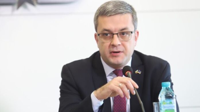 Тома Биков: Предсрочни избори в тази ситуация са голям риск