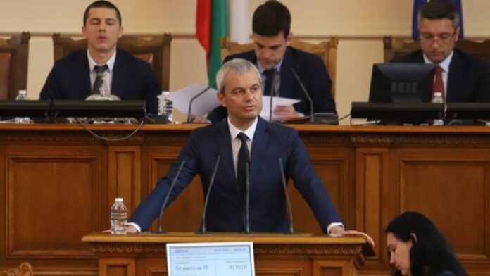 Възраждане заподозря, че Петков договорил членството на РСМ в ЕС срещу американски газ